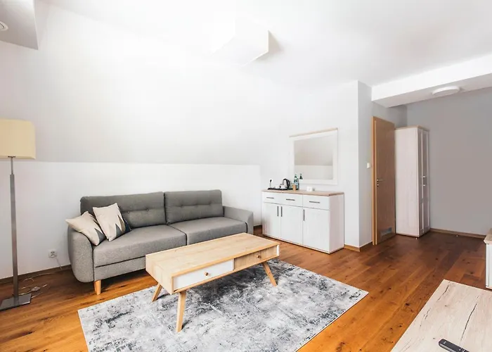 Stacja - Cisza I Komfort シクラルスカ・ポレンバ