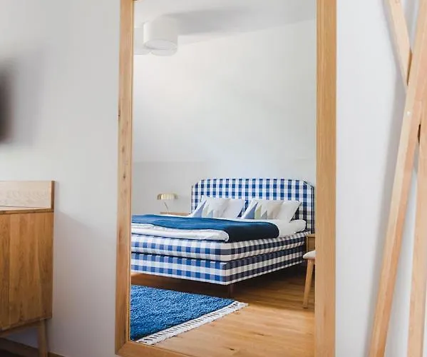 ホテル Stacja - Cisza I Komfort シクラルスカ・ポレンバ