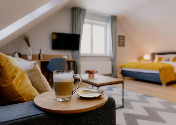 Stacja - Cisza I Komfort シクラルスカ・ポレンバ